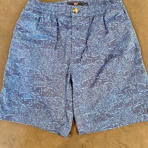 Mens Vineyard Vines shorts
